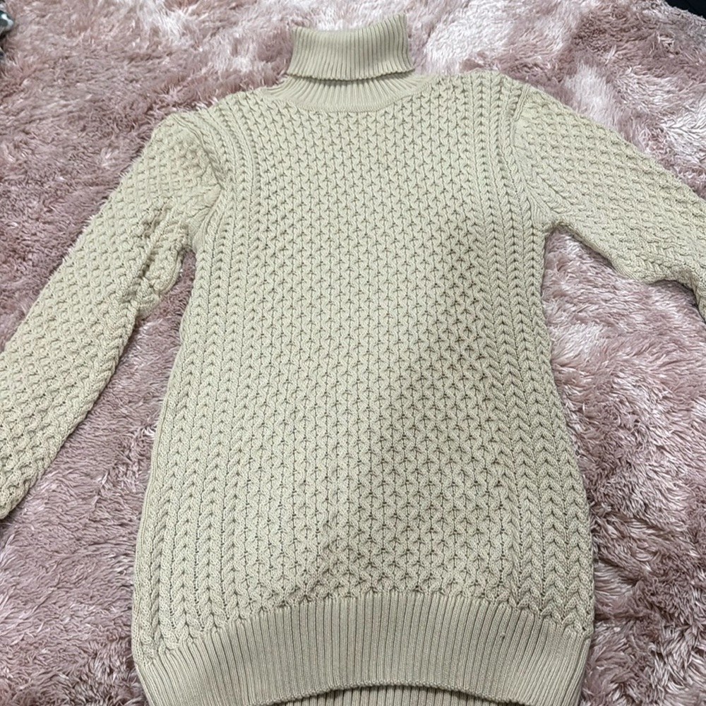 sweater